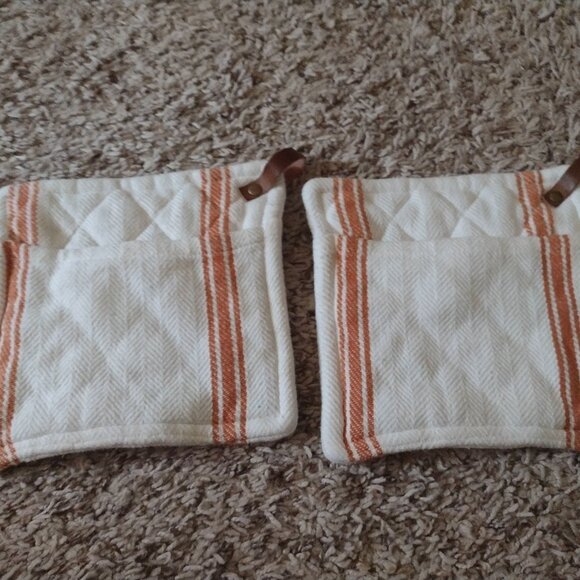 NEW Lot of 2 pot holders - pumpkin spice theme - Picture 2 of 2